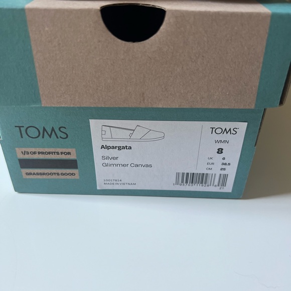 Women’s Shoe Toms Alpargata Silver Glimmer Canvas, Size 8 - Picture 2 of 6